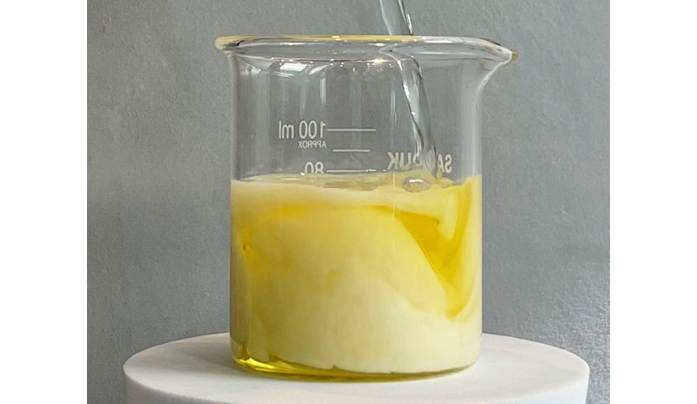 C-Oil_2.jpg